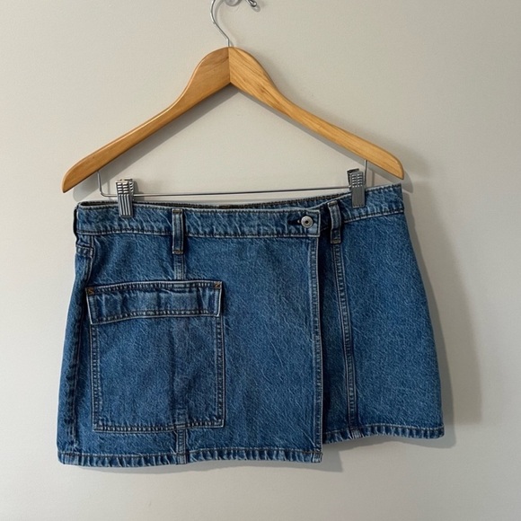 ABERCROMBIE MINI DENIM CARGO SKIRT SIZE 12 - Picture 10 of 11